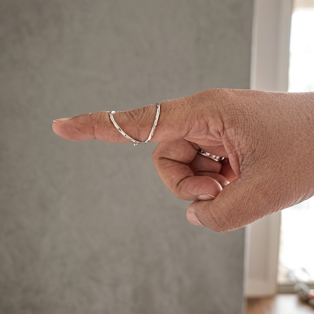 SPLENDINT - Hand-therapist mechanics. Fine jewelry finish